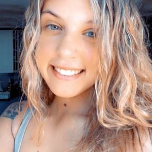 Meet your Posher, Gabriella